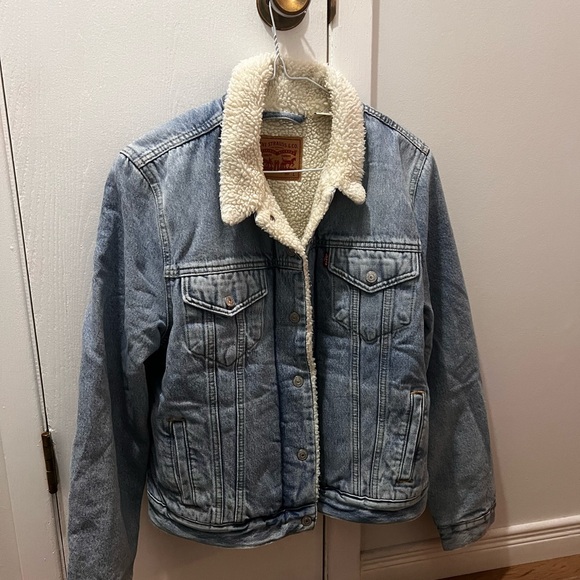Levi's Jackets & Blazers - Levi's Light Blue Denim Jacket with Cream Sherpa Lining